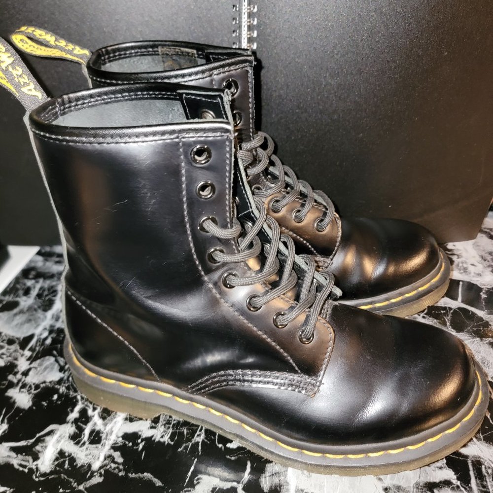 Dr. Martens-1460 Smooth Leather Lace Up Boots